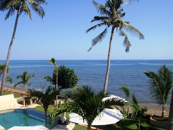 Dolphin Beach Bali