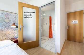 Bären Self Check-In Hotel