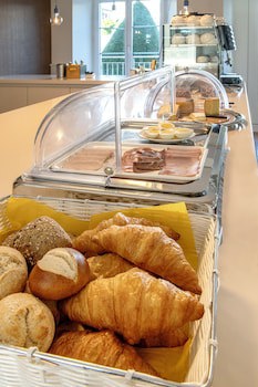Bären Self Check-In Hotel