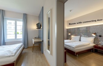 Bären Self Check-In Hotel