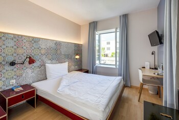 Bären Self Check-In Hotel