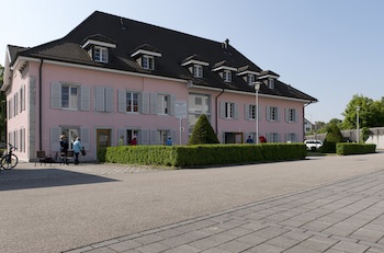 Bären Self Check-In Hotel