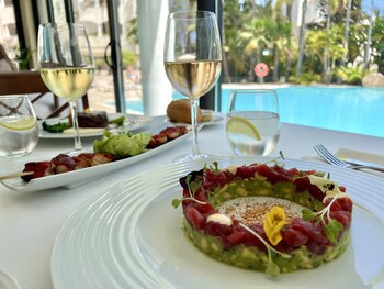 Guadalpin Suites