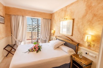 Guadalpin Suites