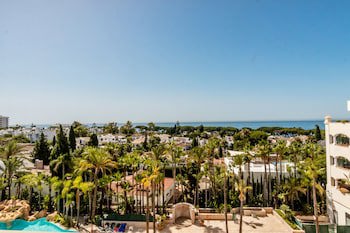 Guadalpin Suites