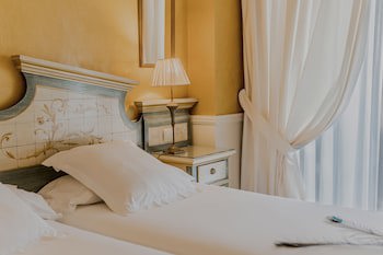 Guadalpin Suites