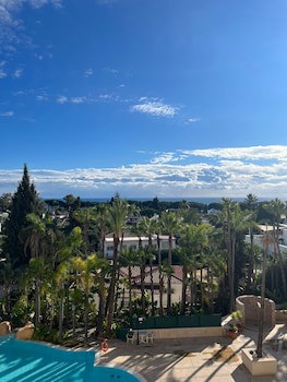 Guadalpin Suites