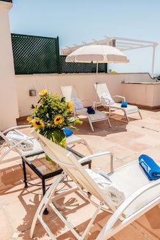 Guadalpin Suites