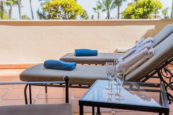 Guadalpin Suites