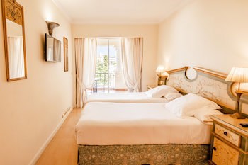 Guadalpin Suites