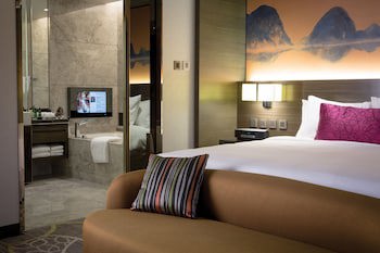 Crowne Plaza Hong Kong Kowloon East, An Ihg Hotel