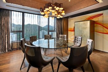 Crowne Plaza Hong Kong Kowloon East, An Ihg Hotel