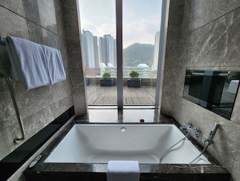 Crowne Plaza Hong Kong Kowloon East, An Ihg Hotel