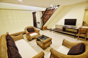 Phanomrung Puri Boutique Hotels And Resorts