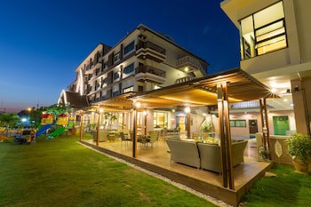 Phanomrung Puri Boutique Hotels And Resorts