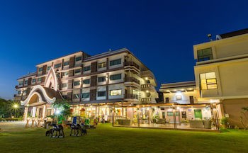 Phanomrung Puri Boutique Hotels And Resorts