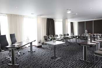 Park Grand Heathrow