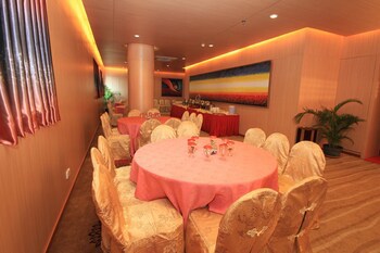 Crown Vista Hotel