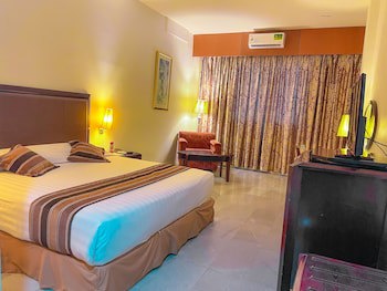 Crown Vista Hotel