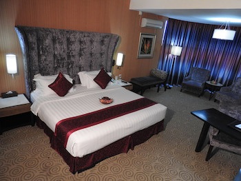 Crown Vista Hotel