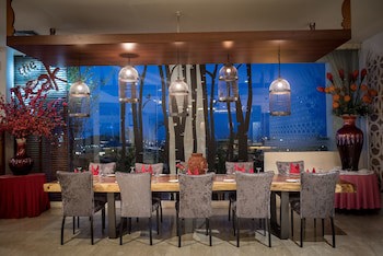 Crown Vista Hotel