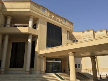 Executives Hotel Al Azizia
