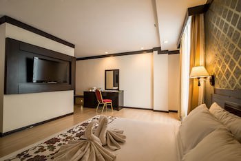De Garden Hotel