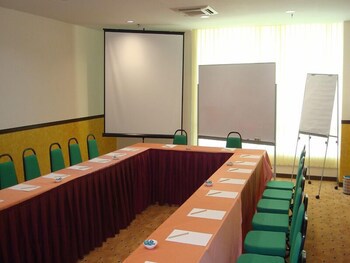 De Garden Hotel