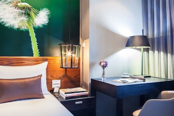 Pacific Business Hotel