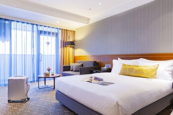 Pacific Business Hotel