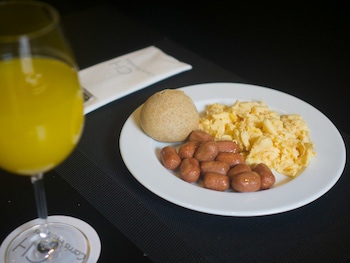 Carris Cardenal Quevedo Hotel