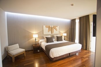 Carris Cardenal Quevedo Hotel