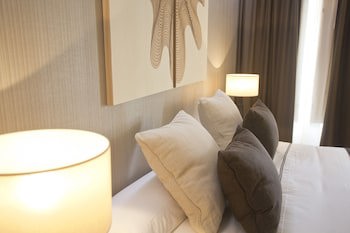 Carris Cardenal Quevedo Hotel