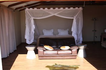 Bagatelle Kalahari Game Ranch