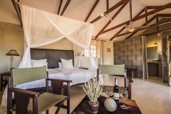 Bagatelle Kalahari Game Ranch