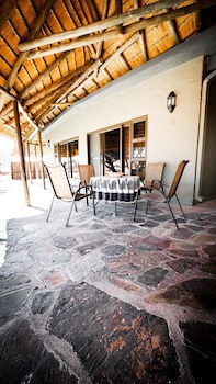 Bagatelle Kalahari Game Ranch