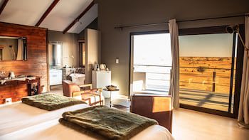 Bagatelle Kalahari Game Ranch