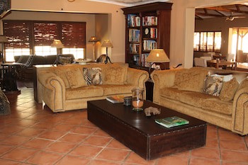 Bagatelle Kalahari Game Ranch