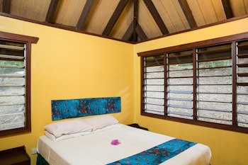 Funky Fish Beach & Surf Resort - Hostel