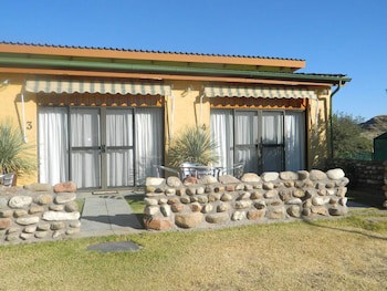 Corona Guest Farm