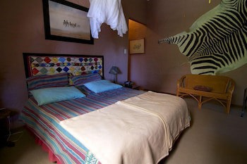 Corona Guest Farm