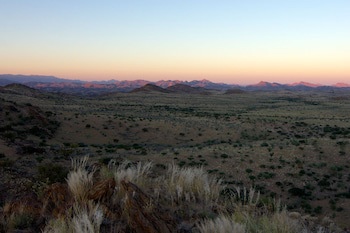 Corona Guest Farm