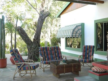 Corona Guest Farm