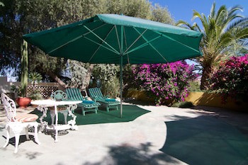 Corona Guest Farm