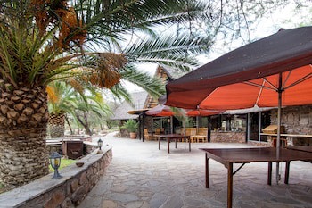 Etusis Lodge