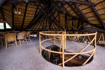 Etusis Lodge