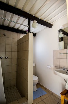 Etusis Lodge