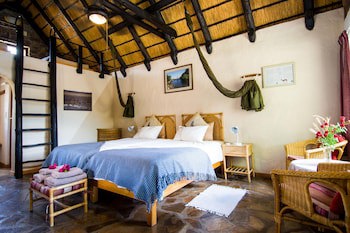 Etusis Lodge