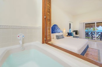 Desire Riviera Maya Pearl Resort - Adults Only