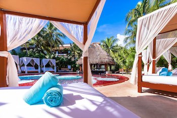 Desire Riviera Maya Pearl Resort - Adults Only